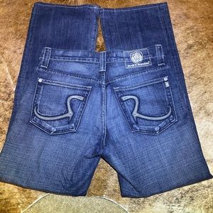 ROCK & REPUBLIC JEANS